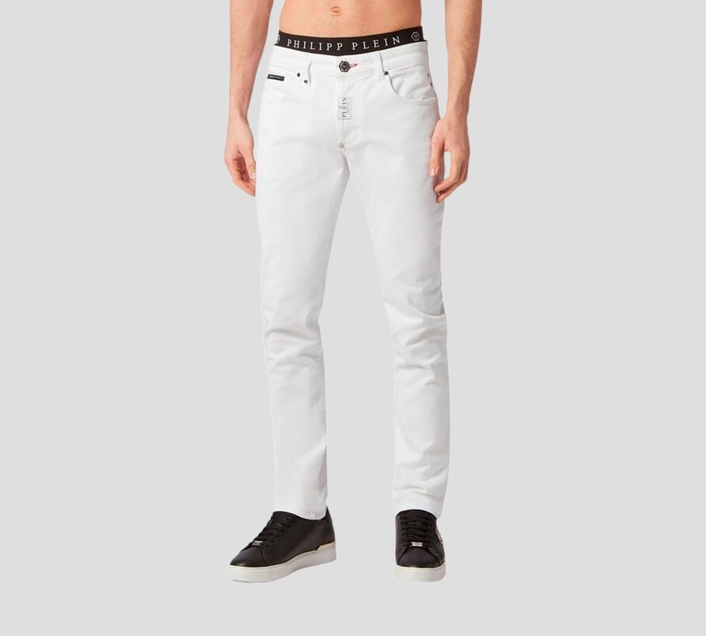 Philipp Plein - SKINNY JEANS CORTE CUT FIT UNICOLOR CON SELLO SOBRE BOLSILLO TRASERO