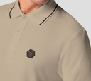 POLO BASICA BEIGE CON LINEAS NEGRAS