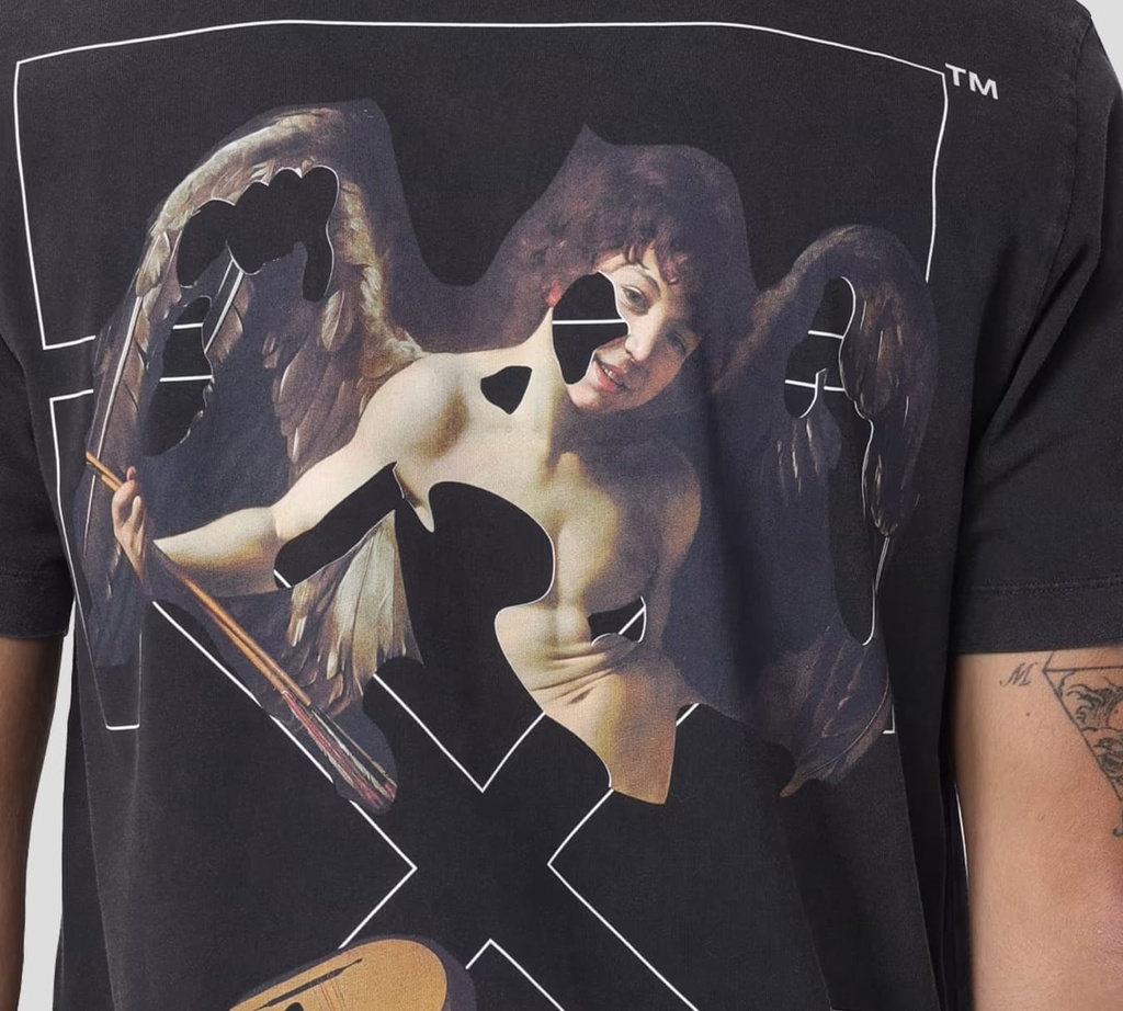 Off white - FRANELA NEGRA CUELLO REDONDO PRELAVADA CON ESTAMPADO DE VIOLIN Y ANGEL