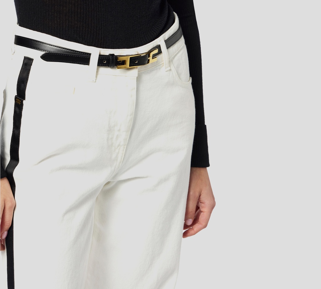 Elisabetta Franchi - JEAN BLANCO CON FRANJA LATERAL NEGRA Y CINTURON NEGRO