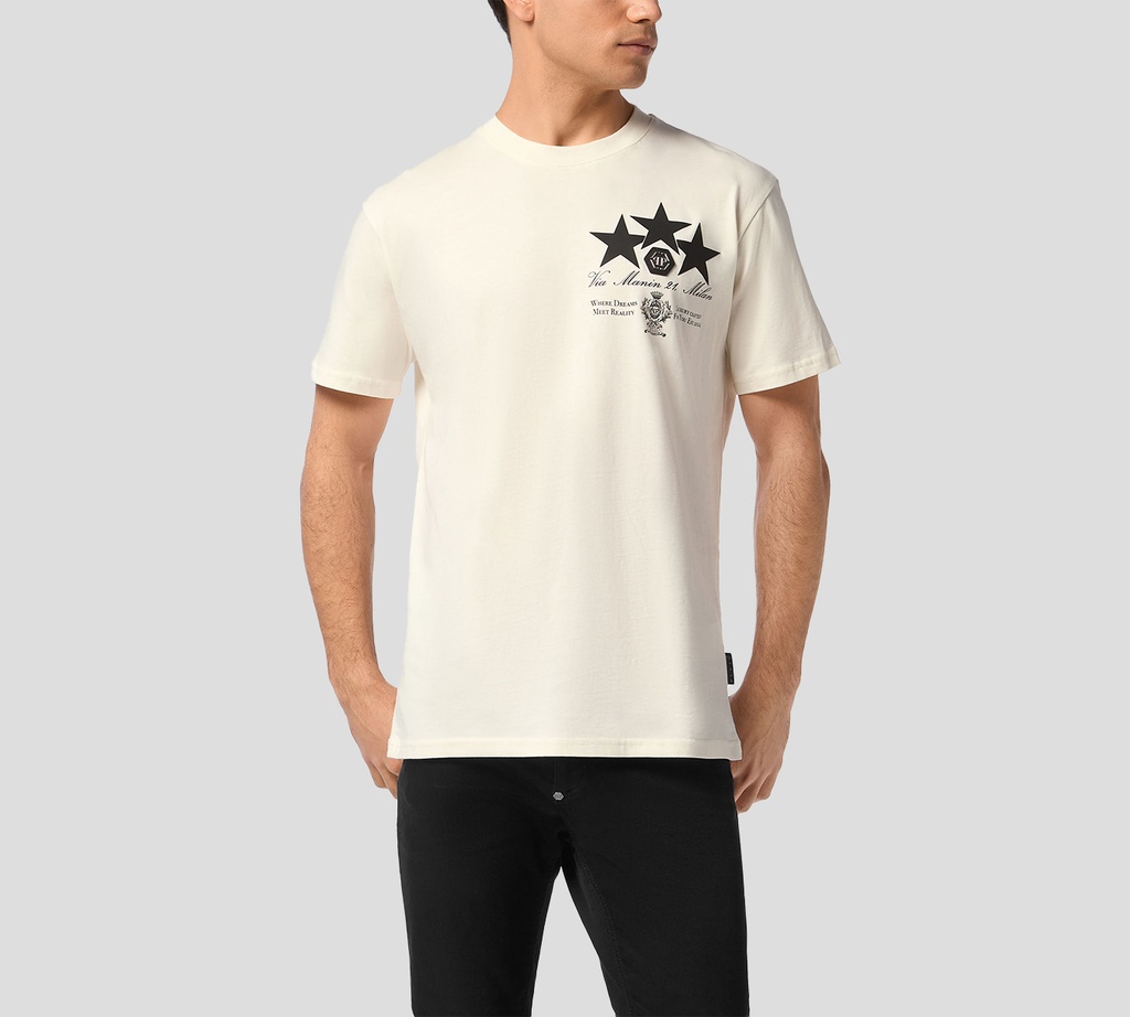 Philipp Plein - FRANELA OFF WHITE DE CUELLO REDONDO CON PARCHE DE CUERO Y ESTRELLAS