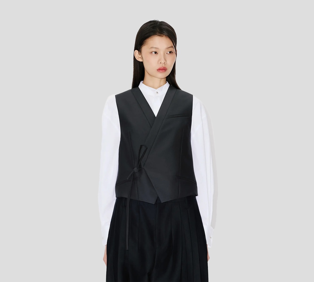 Kenzo - CHALECO NEGRO CON CINTA