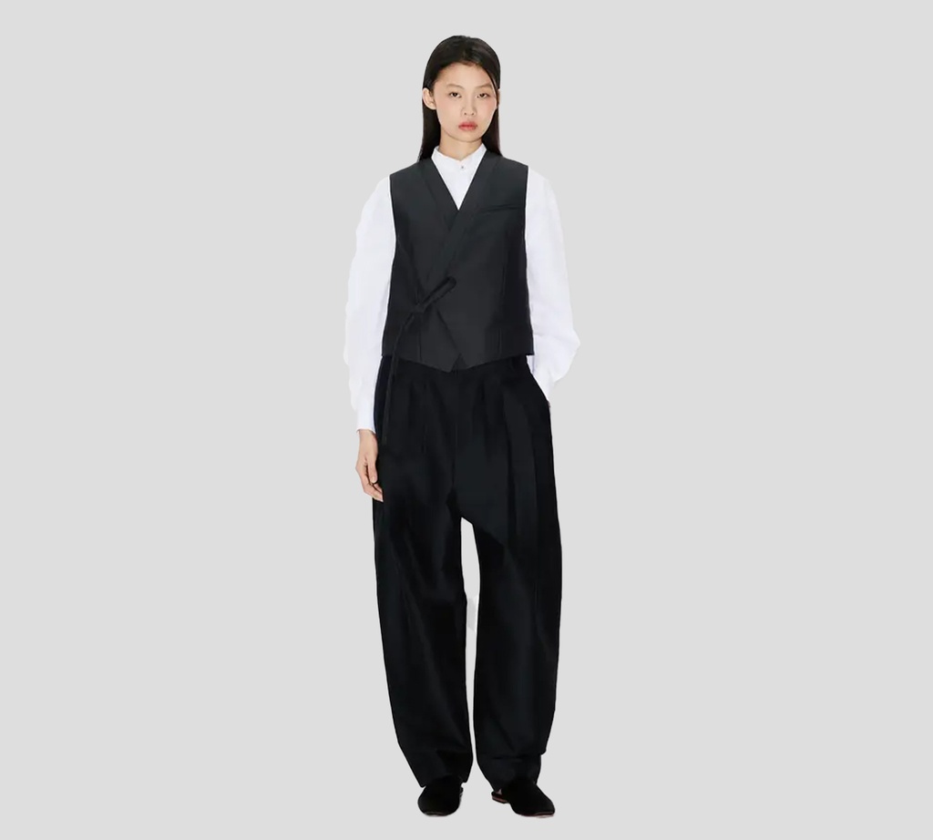 Kenzo - CHALECO NEGRO CON CINTA