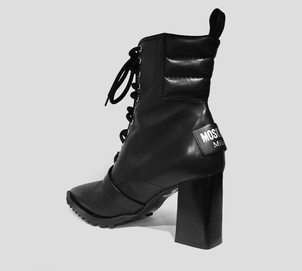 Moschino - BOTA NEGRA