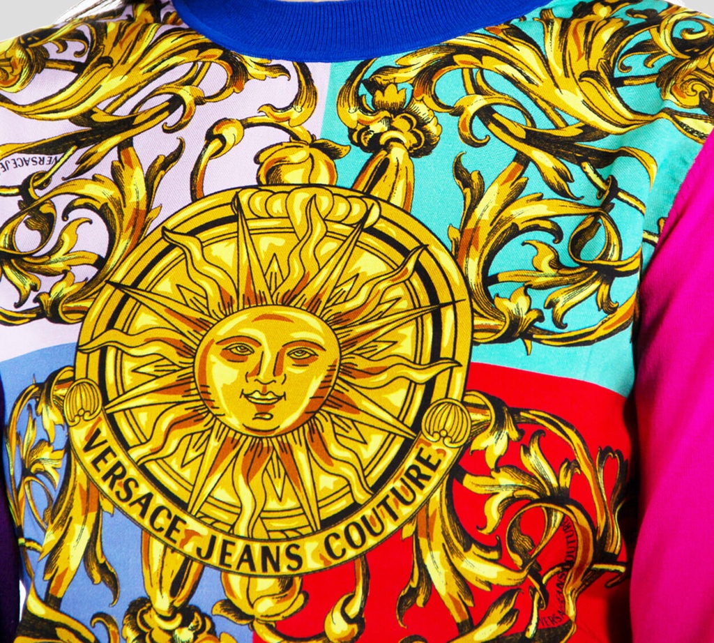 Versace jeans Couture - SWEATER MULTICOLOR CON ESTAMPADO DE SOL DORADO