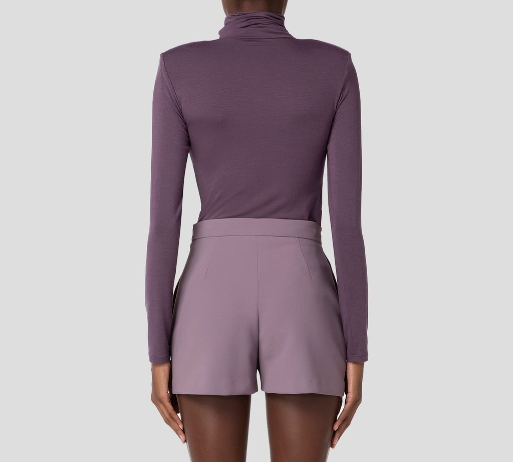 Elisabetta Franchi - SHORT BASICO CON DETALLES DORADOS
