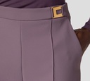 Elisabetta Franchi - SHORT BASICO CON DETALLES DORADOS