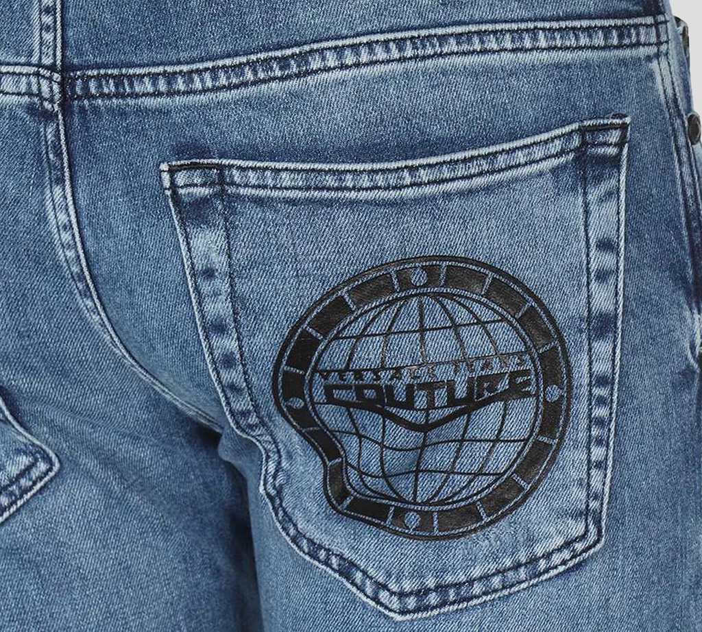 Versace Jeans Couture - JEANS CON RUEDOS RASGADOS Y LOGO ESTAMPADO SOBRE BOLSILLO TRASERO