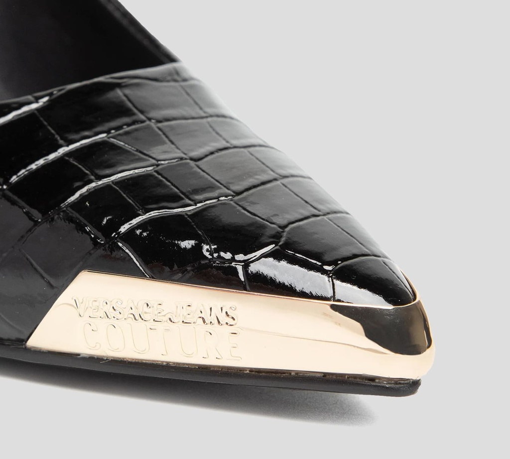 Versace Jeans Couture - STILLETO PATENTE CON IMITACIÓN DE PIEL CON PUNTA METÁLICA