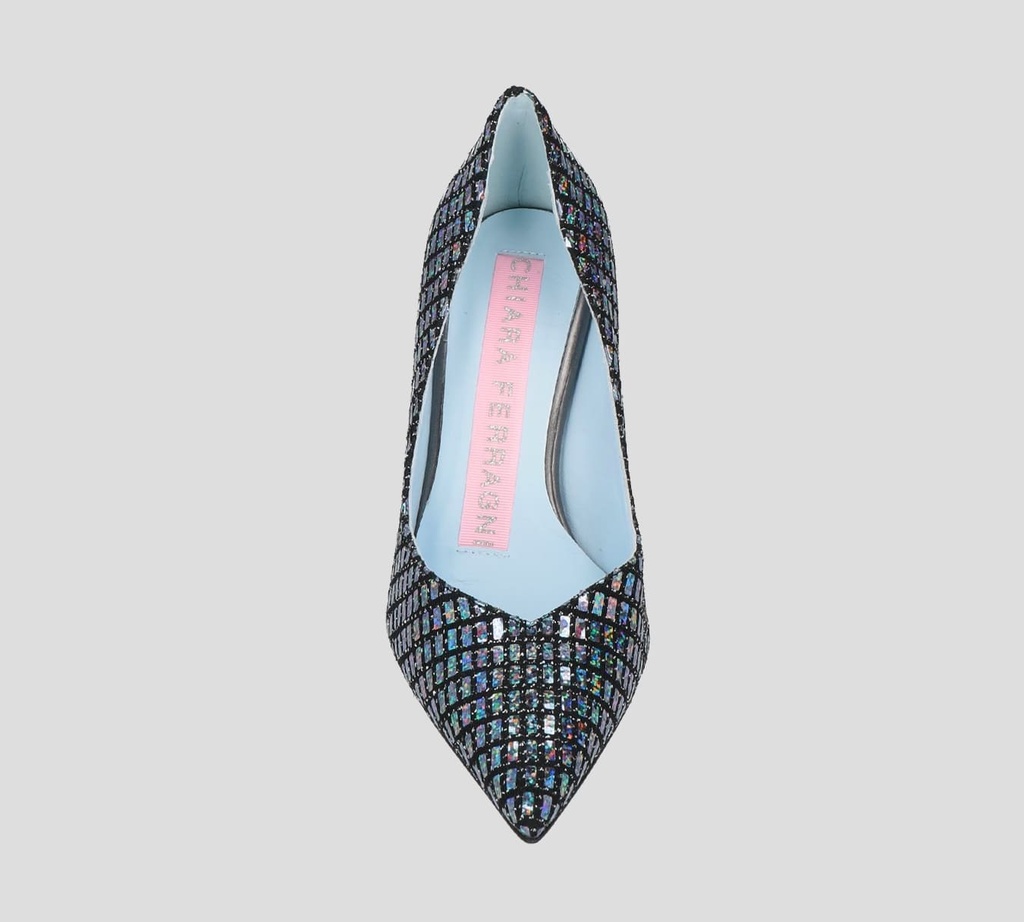 Chiara Ferragni - STILETTO NEGROS, EFECTO ESPEJO