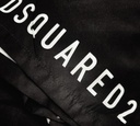 Dsquared2 - SHORT DE PLAYA MIDI, NEGO CON PINTAS BLANCAS