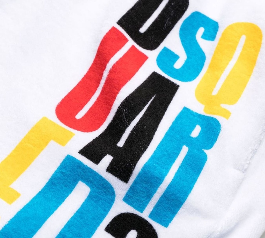 Dsquared2 - SHORT DE PLAYA MIDI, BLANCO CON LETRAS MULTICOLOR