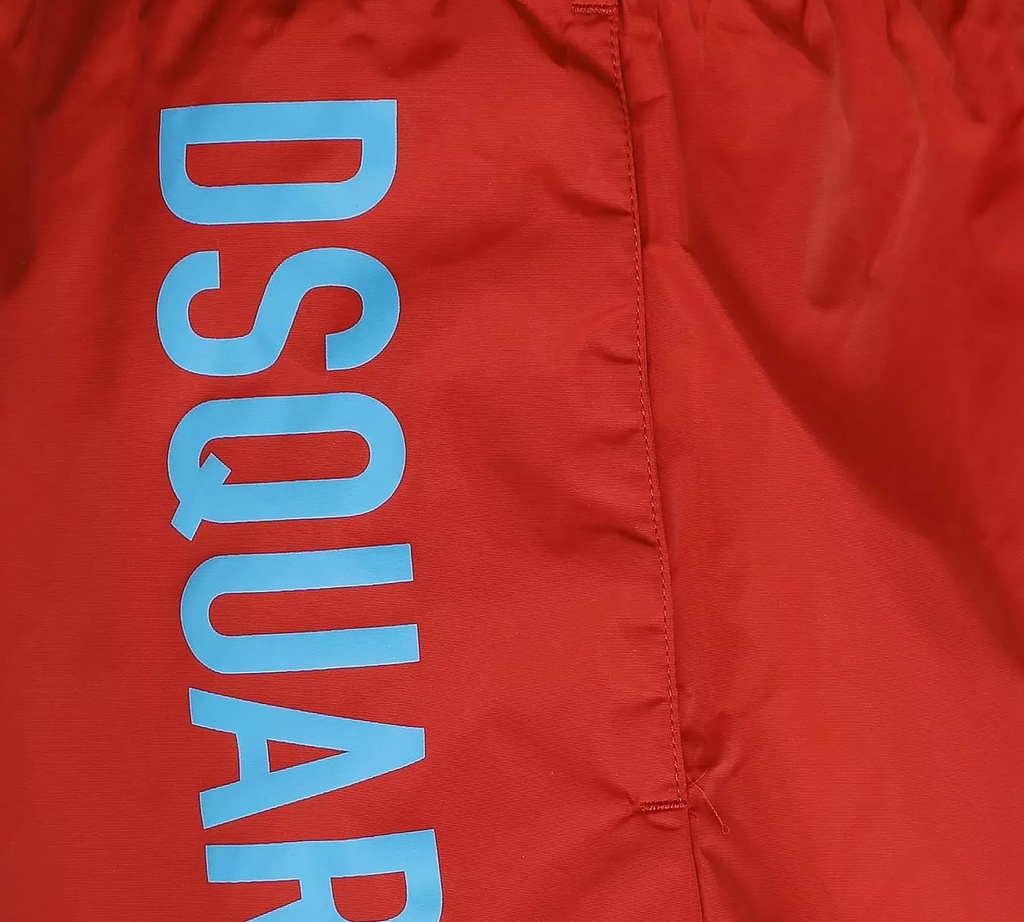 Dsquared2 - SHORTN DE PLAYA MIDI, ROJO CON LETRAS AZULES