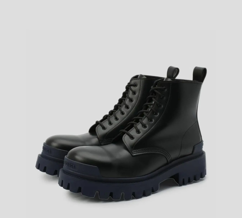 Balenciaga - BOTAS DE COMBATE EN CUERO CON SUELA GRUESA Y PUNTA DE HIERRO
