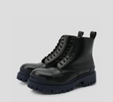 Balenciaga - BOTAS DE COMBATE EN CUERO CON SUELA GRUESA Y PUNTA DE HIERRO