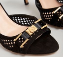 Elisabetta Franchi - SANDALIA PEEP TOE DESTALONADA EN GAMUZA DE TACÓN MEDIANO