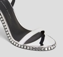 Giuseppe Zanotti - SANDALIA PLATEADA CON TACON Y PEDRERIA