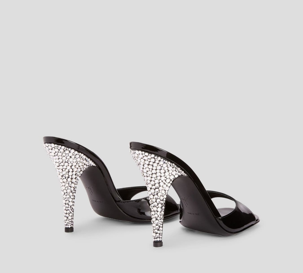 Giuseppe Zanotti - SANDALIA CON PEDRERIA EN TACON