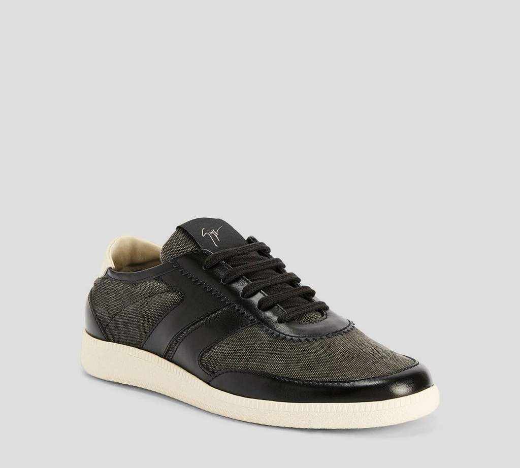 Giuseppe Zanotti - ZAPATO NEGRO CON SUELA OFF WHITE