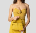 Elisabetta Franchi - CARTERA PEQUEÑA EN CUERO SINTÉTICO CON LOGO EN RELIEVE Y TIRA REMOVIBLE