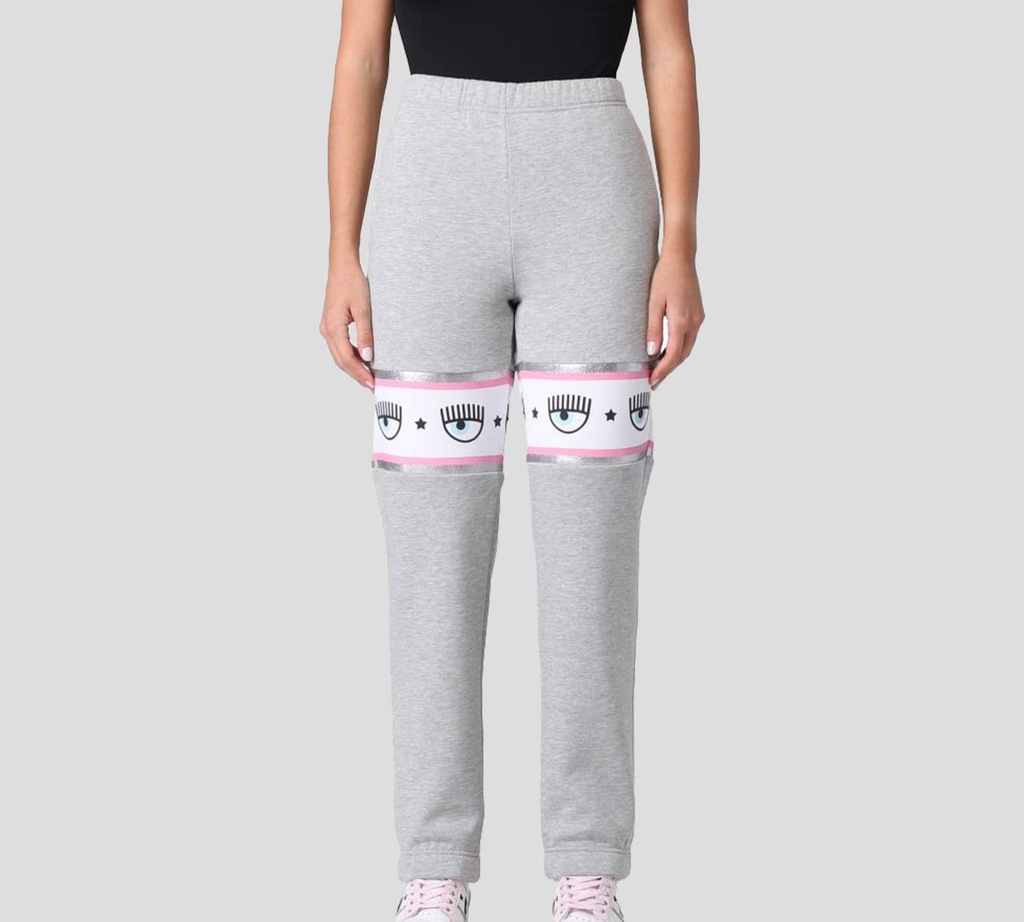 Chiara Ferragni - MONO GRIS MAXILOGO