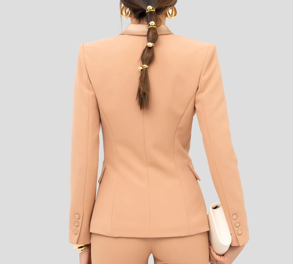 Elisabetta Franchi - BLAZER CON SOLAPA SATINADA CERRADO A DOBLE BOTÓN