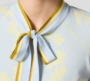 Elisabetta Franchi - BLUSA AZUL CON VERDE Y BUFANDA