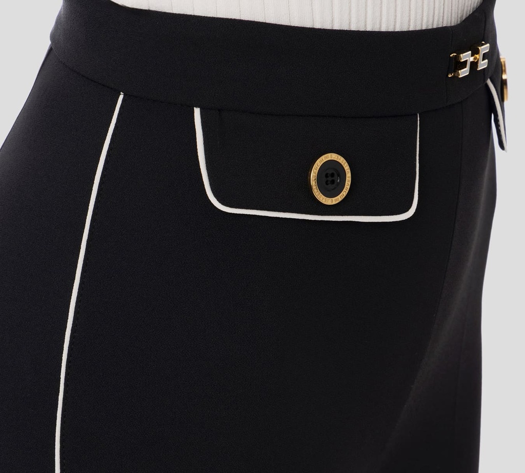 Elisabetta Franchi - PANTALON NEGRO CON BORDES BLANCOS Y BOLSILLOS FRONTALES