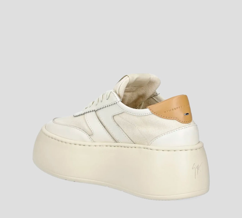Giuseppe Zanotti - ZAPATO OFF WHITE DE SUELA ALTA