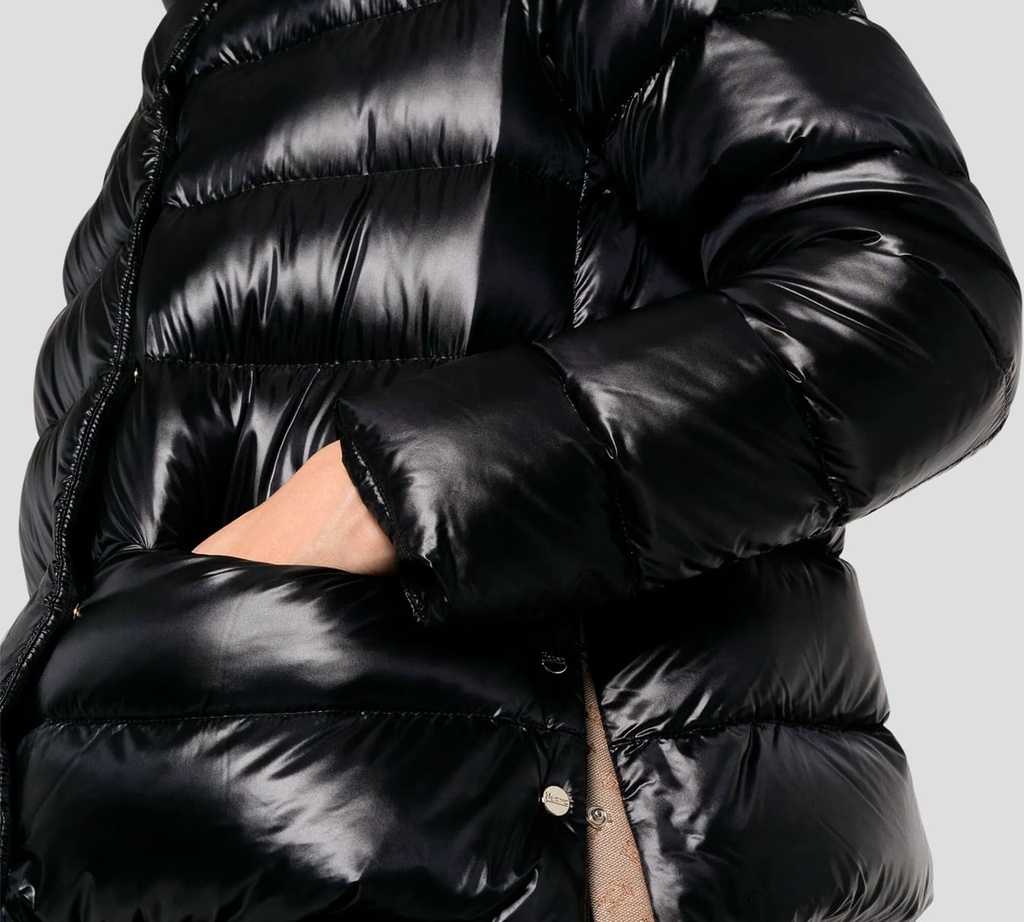 Herno - JACKET CON DETALLE NEGRO