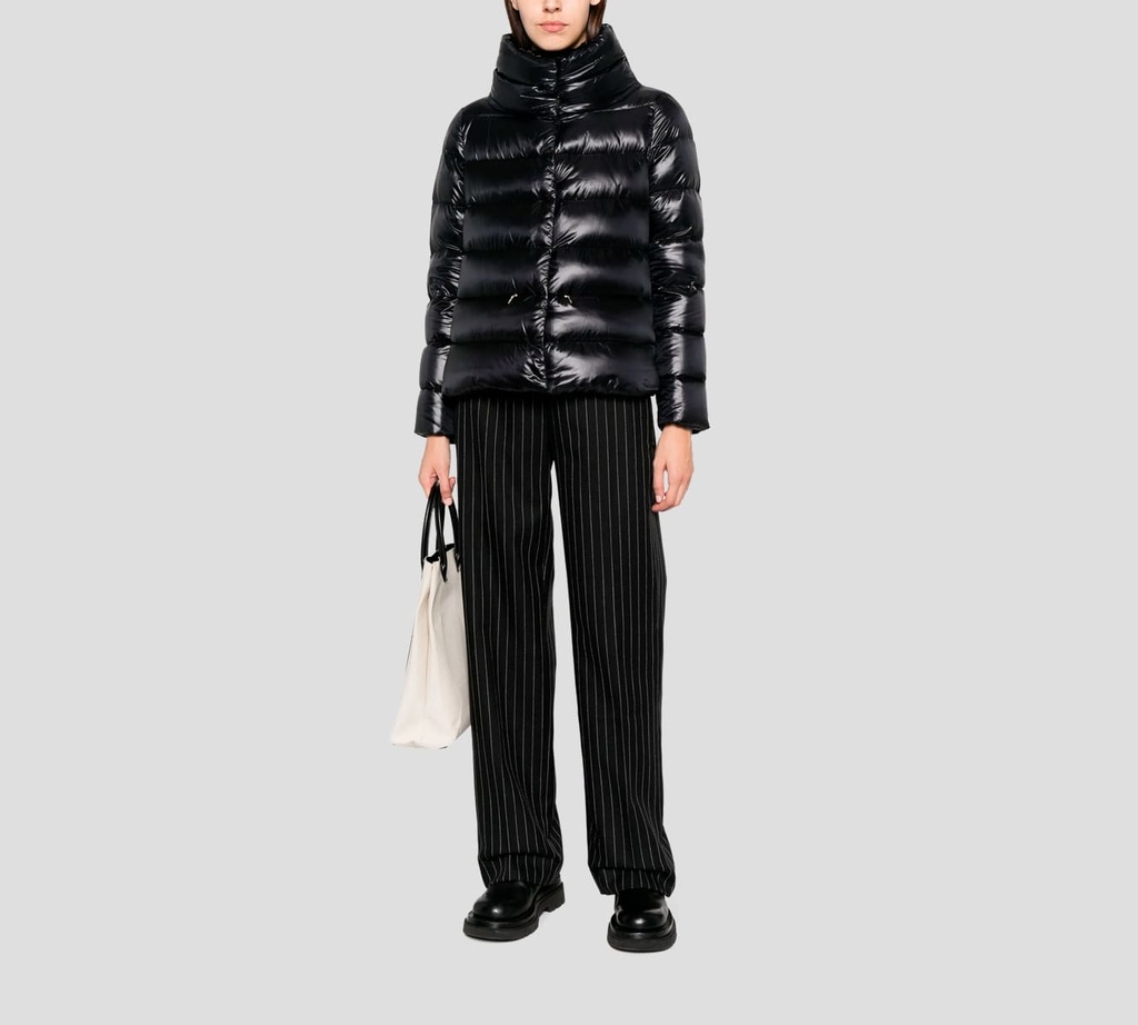 Herno - JACKET CON DETALLE NEGRO