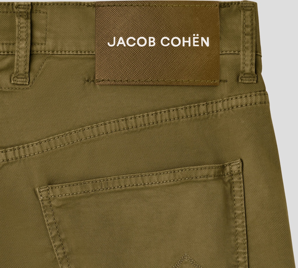Jacob Cohen - BERMUDA VERDE OLIVA CON PAÑUELO