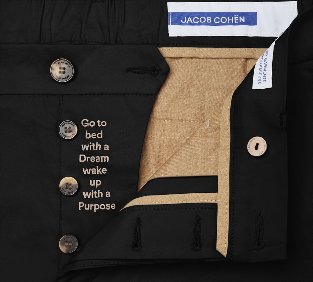 Jacob Cohen - PANTALON CASUAL NEGRO CON LIGA