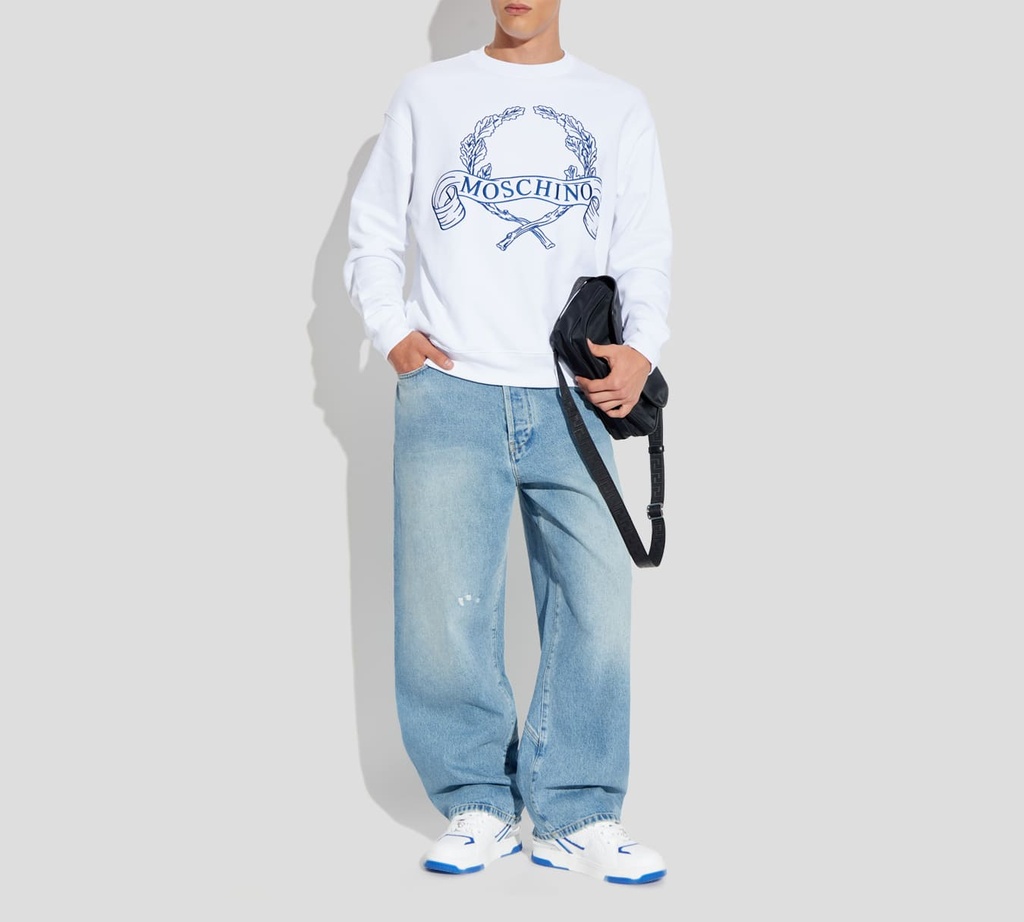 Moschino - JERSEY BLANCO CON BORDADO AZUL EN EL PECHO