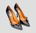 Moschino - TACONES NEGROS CON MOSCHINO DORADO