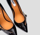Moschino - TACONES NEGROS CON MOSCHINO DORADO
