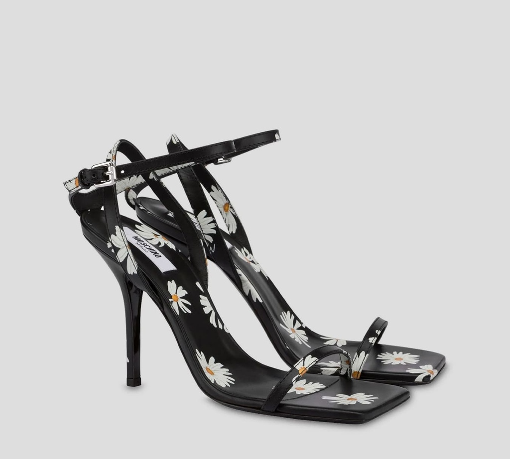 Moschino - SANDALIA NEGRA CON MARGARITAS