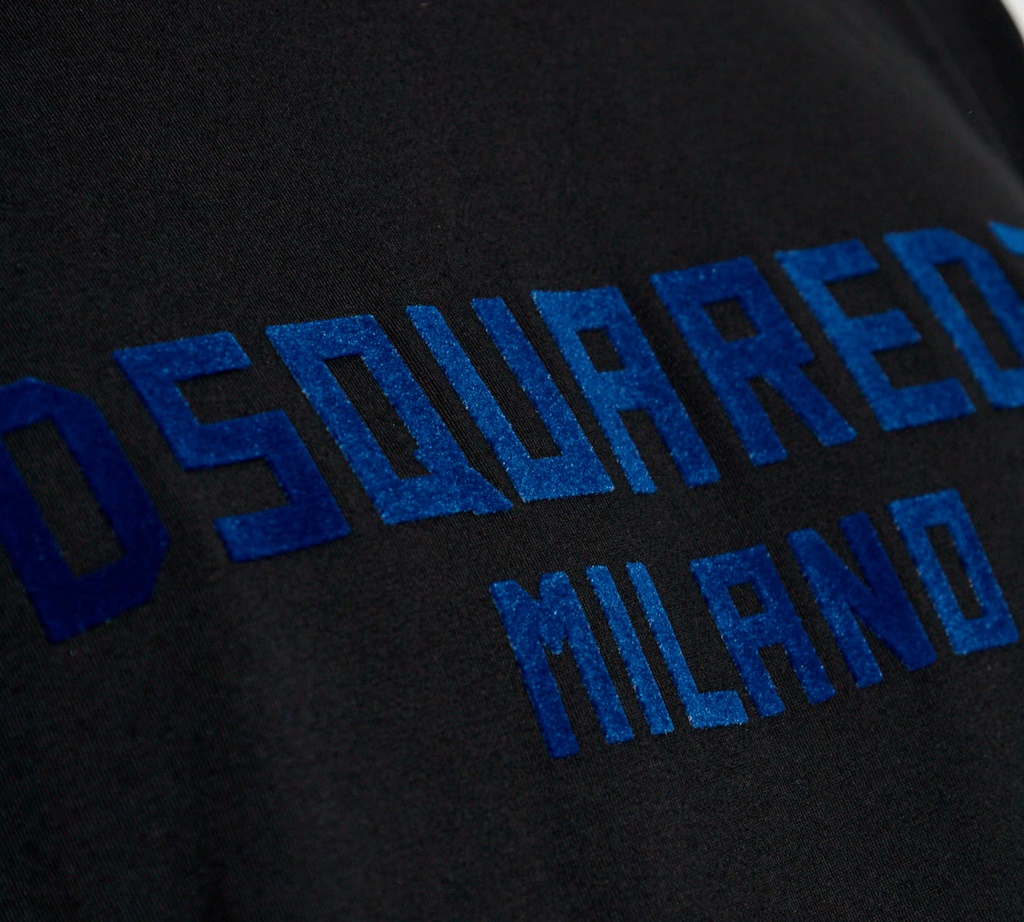 Dsquared2 - FRANELA NEGRA CON ESTAMPADO AZUL MARINO