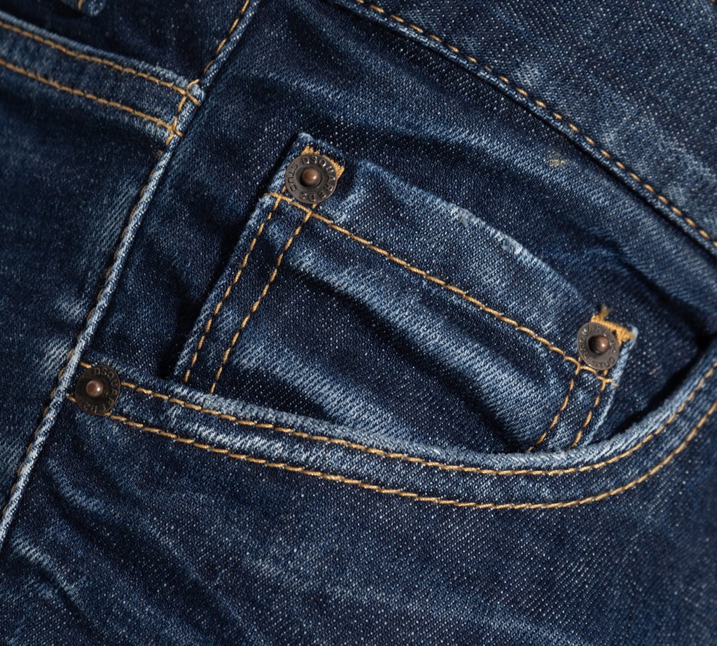 Dsquared2 - COOL GUY JEAN CON ETIQUETA MARRON