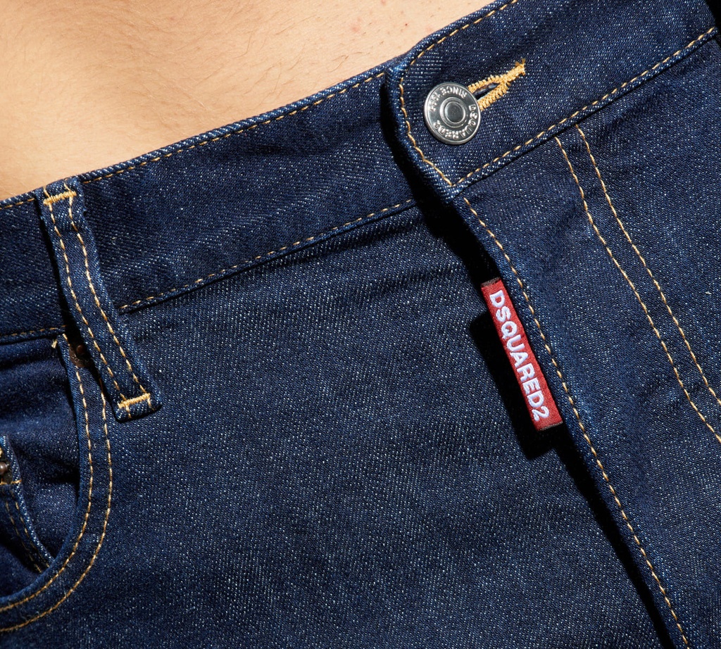 Dsquared2 - 642 JEAN AZUL MARINO CON ETIQUETA ROJA