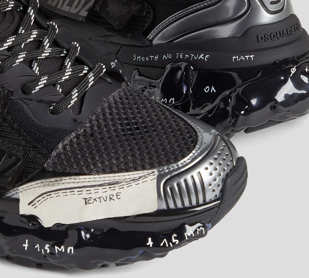 Dsquared2 - SNEAKERS NEGROS DEPORTIVOS CON DETALLES EXTRAVAGANTES EN TIPOGRAFIAS Y TEXTURAS