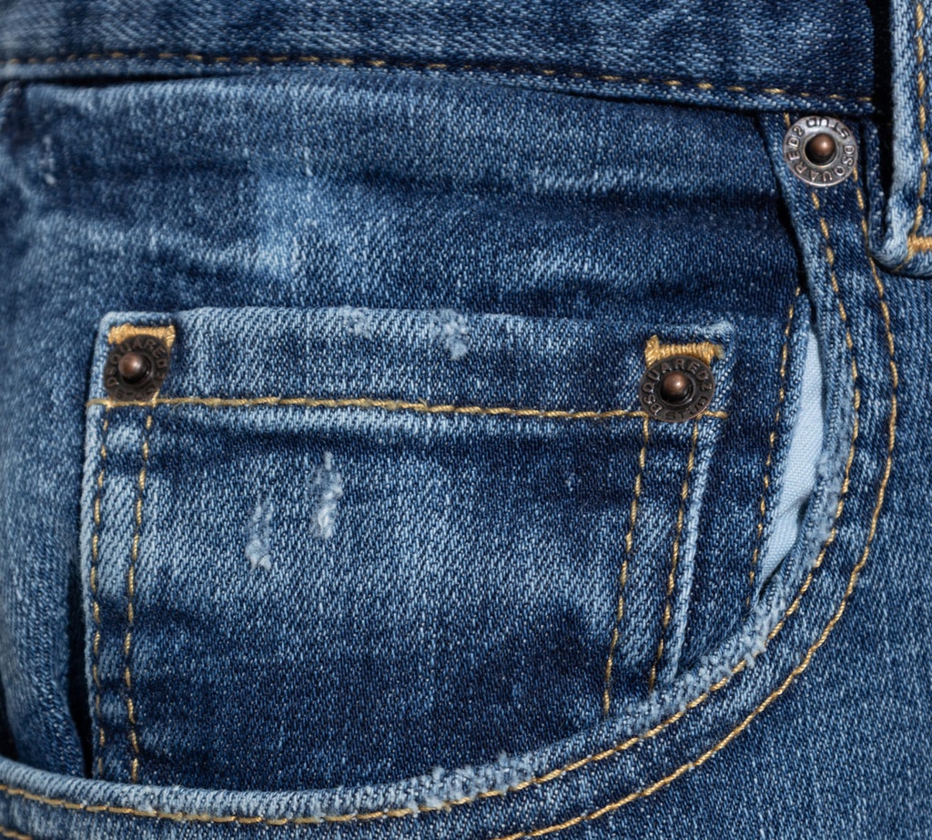 Dsquared2 - SHORT DE JEAN CON RASGADURAS Y RUEDOS DESHILACHADOS