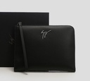 Giuseppe Zanotti - SOBRE EN CUERO CON LOGO METÁLICO 