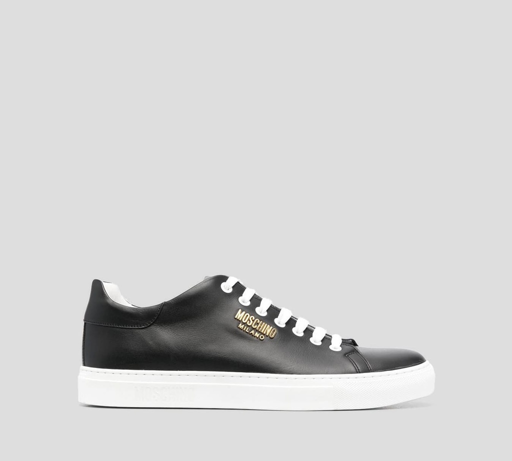 Moschino - SNEAKERS CON PLACA METÁLICA DE "MOSCHINO MILANO" AL LATERAL
