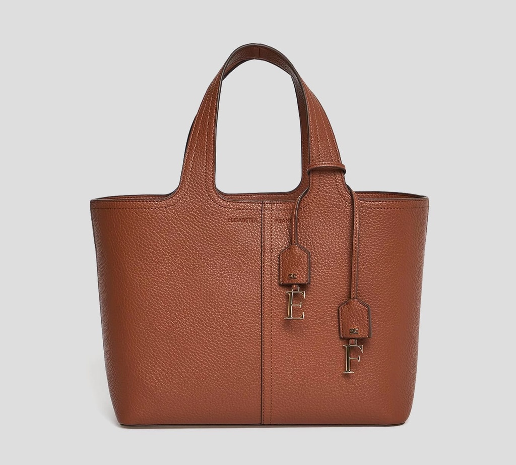 Elisabetta Franchi - CARTERA MEDIANA EN CUERO SINTÉTICO CON DIJES DE LOGOTIPO