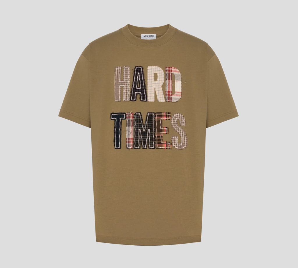 Moschino - FRANELA CUELLO REDONDO CON LETTERING EN PARCHE "HARD TIMES"