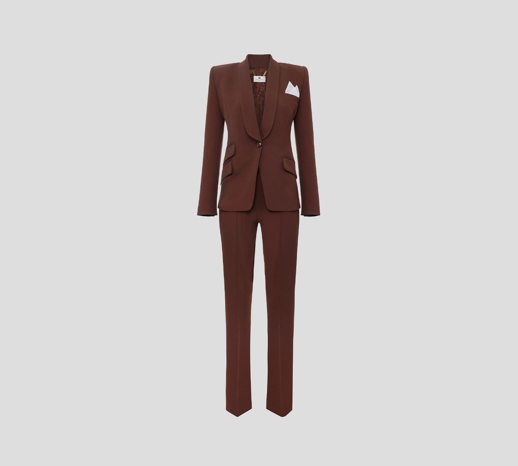 Elisabetta Franchi - BLAZER CON PANTALON MARRON OSCURO Y PAÑUELO BLANCO