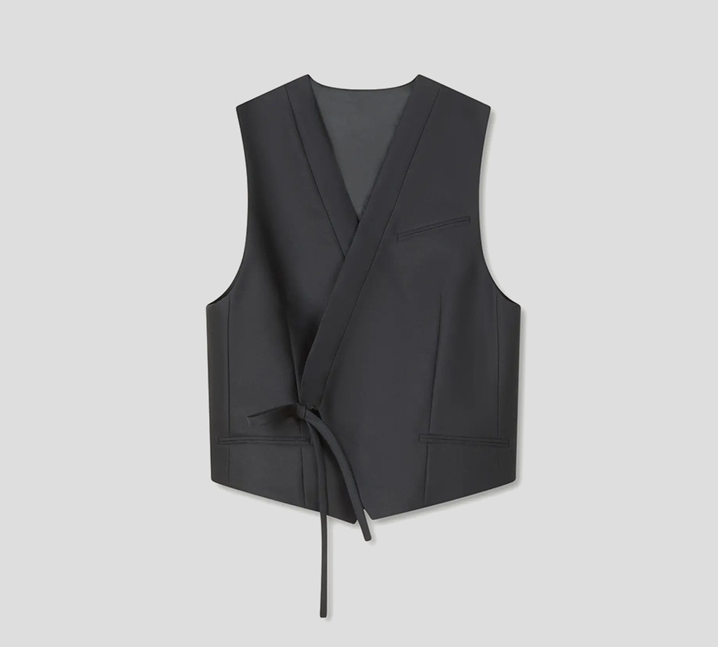 Kenzo - CHALECO NEGRO CORTE DE KIMONO