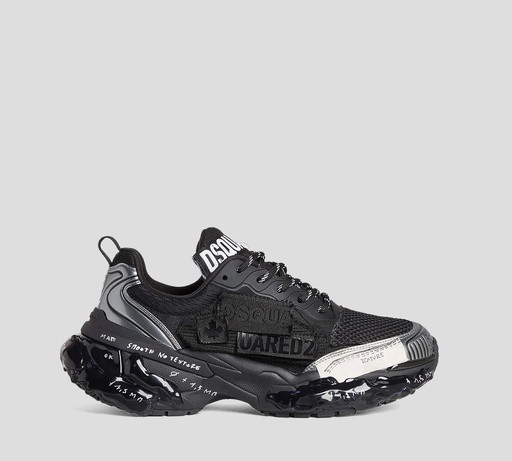 Dsquared2 - SNEAKERS NEGROS DEPORTIVOS CON DETALLES EXTRAVAGANTES EN TIPOGRAFIAS Y TEXTURAS
